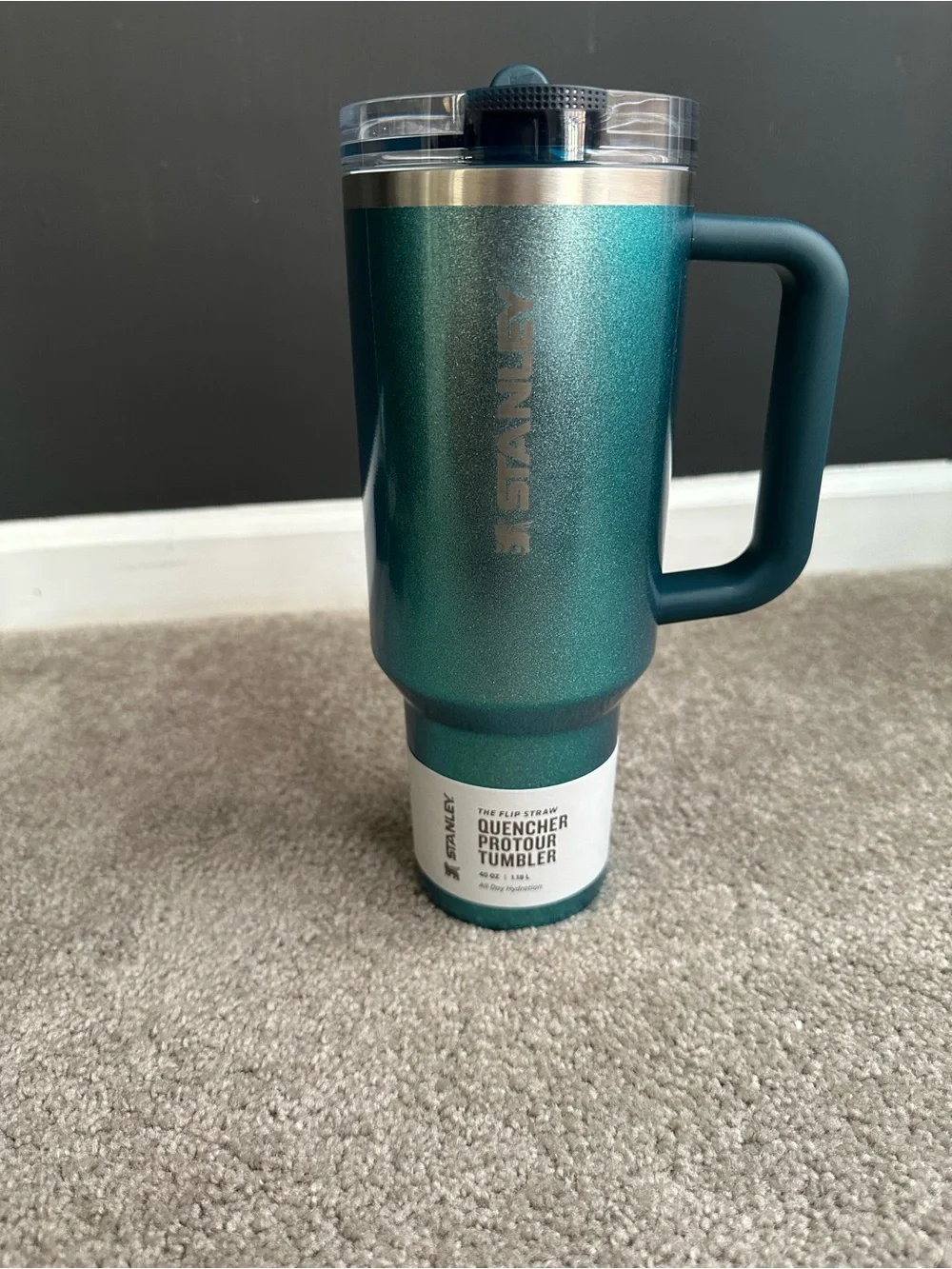 NEW Stanley Cup The Quencher ProTour Flip Straw Tumbler 40 oz Ponderosa Shimmer - Picture 1 of 11